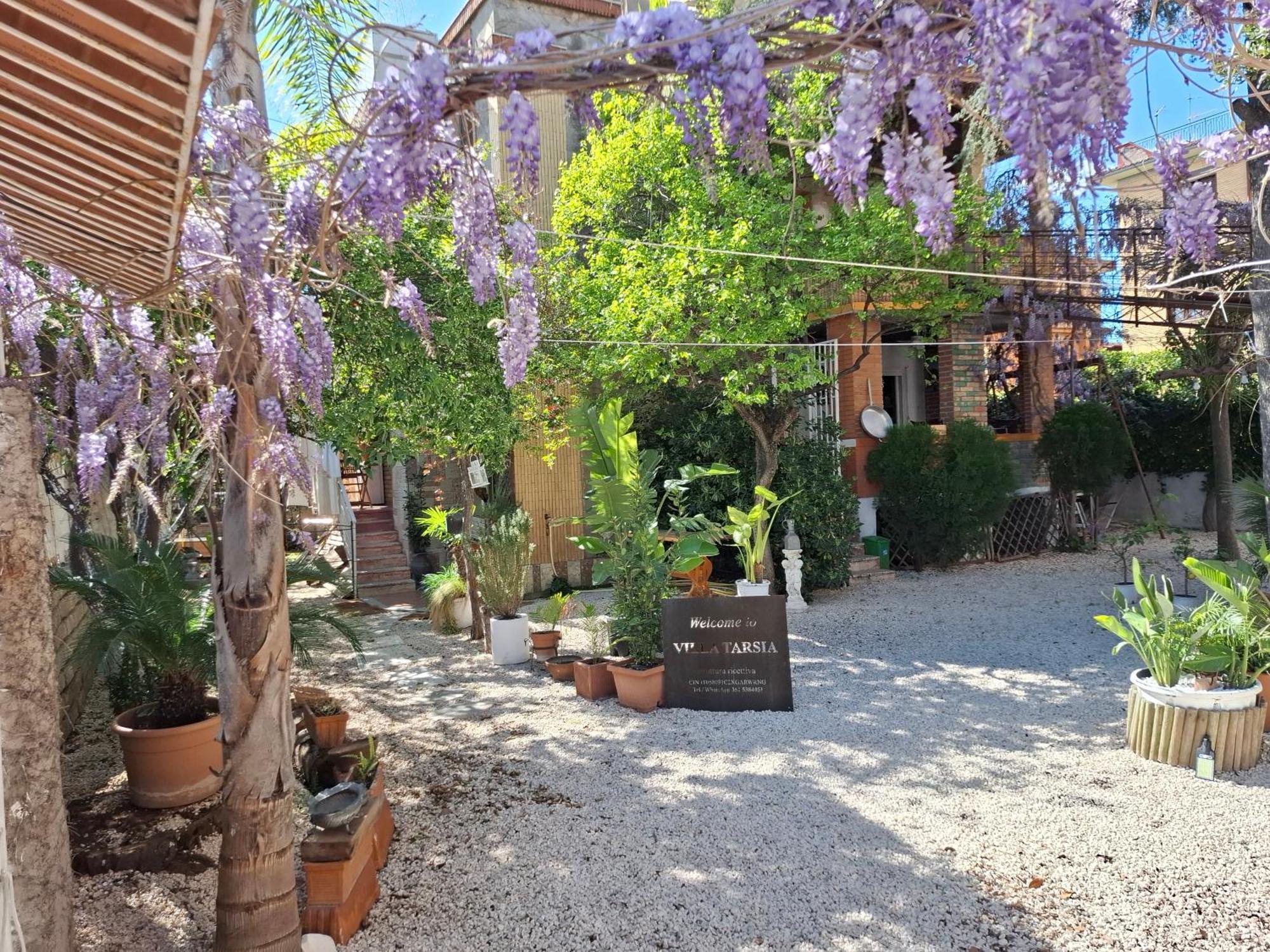 Villa Tarsia Acilia Exterior photo